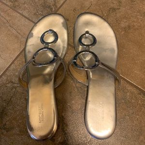 Michael Kors Claudia flat.